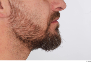 Neeo bearded chin mouth 0002.jpg